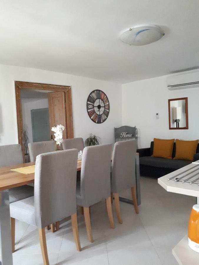 Apartments Gorinka Baška Esterno foto